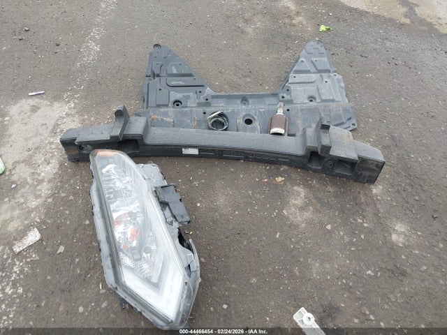 5N1AT2MT5JC770153 Nissan ROGUE SV