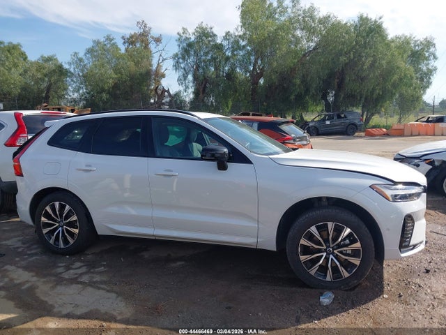 YV4L12RL5R1911352 Volvo Xc60 B5 Plus Dark Theme