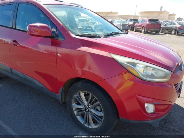 KM8JUCAG1FU097759 Hyundai TUCSON SE