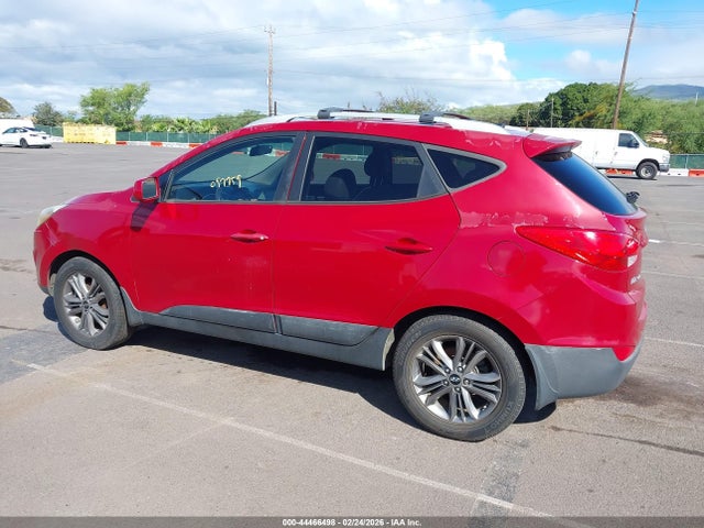KM8JUCAG1FU097759 Hyundai TUCSON SE