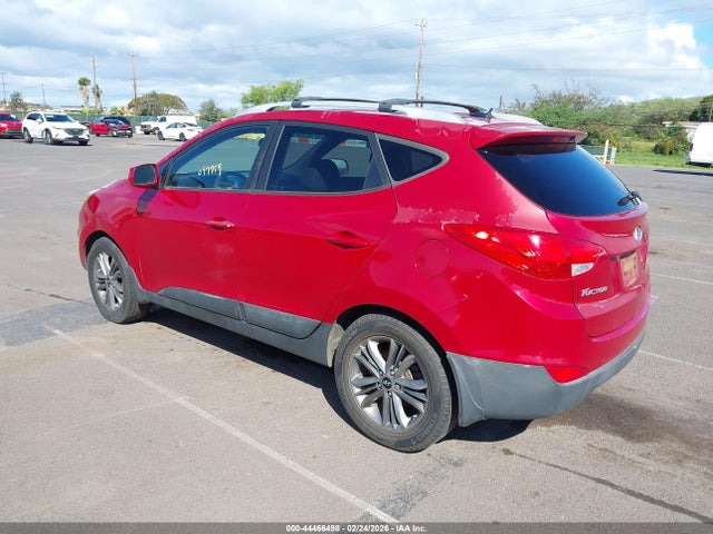 KM8JUCAG1FU097759 Hyundai TUCSON SE