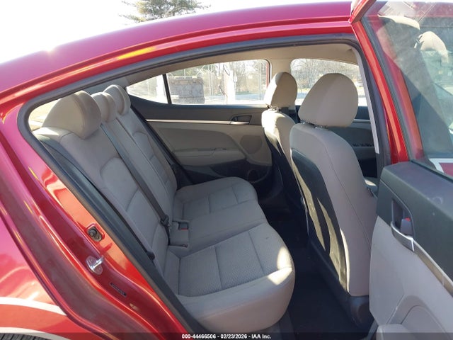 2019 Hyundai Elantra Se მანქანა იყიდება აუქციონზე, vin: 5NPD74LF5KH400646, აუქციონის ნომერი: 44466506