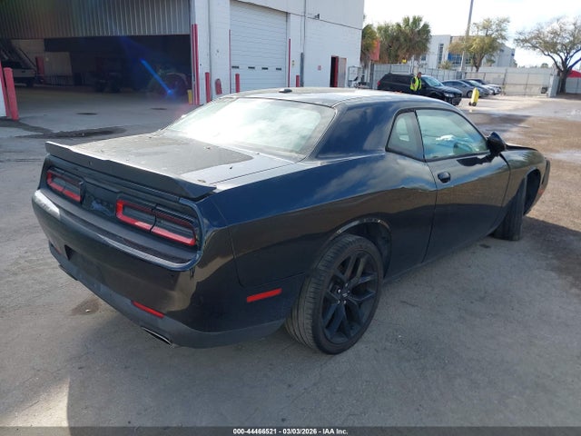 2020 Dodge Challenger Sxt მანქანა იყიდება აუქციონზე, vin: 2C3CDZAG5LH215170, აუქციონის ნომერი: 44466521