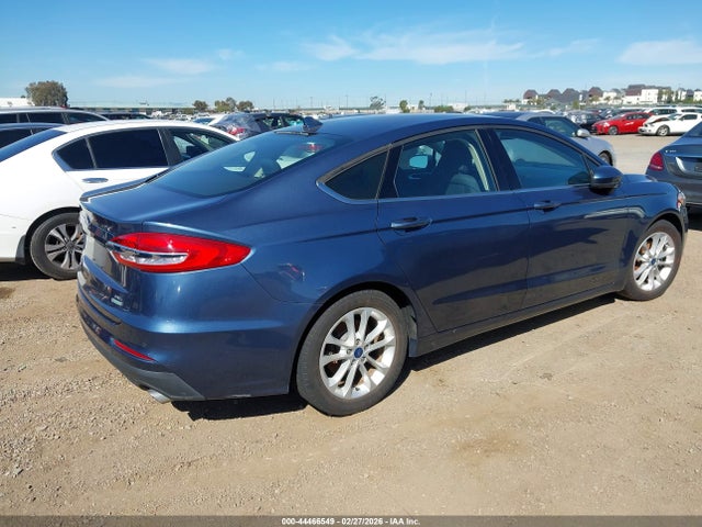 Ford FUSION SE 2019 3FA6P0HD6KR219342 Image 4
