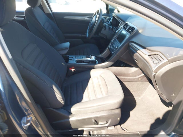 Ford FUSION SE 2019 3FA6P0HD6KR219342 Image 5