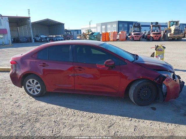 Продажа на аукционе авто 2022 Toyota Corolla Le, vin: JTDEPMAEXNJ223361, номер лота: 44466569