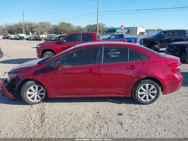 Продажа на аукционе авто 2022 Toyota Corolla Le, vin: JTDEPMAEXNJ223361, номер лота: 44466569