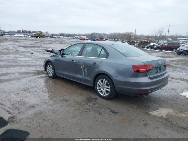 44466580 :رقم المزاد ، 3VW2B7AJ0HM231733 vin ، 2017 Volkswagen Jetta 1.4t S مزاد بيع