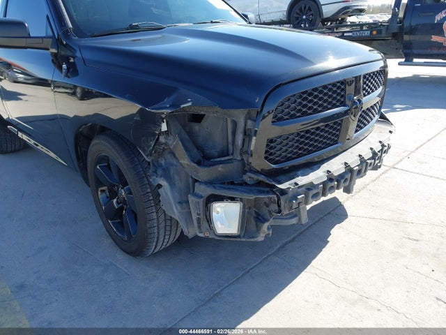 3C6JR6AT5EG127228 RAM 1500 Express