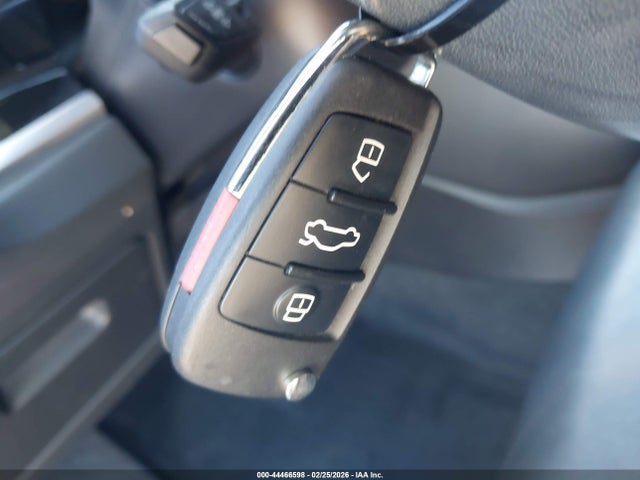 Продаж на аукціоні авто 2022 Audi Q3 Premium Plus 45 Tfsi S Line Quattro Tiptronic, vin: WA1EECF3XN1017166, номер лоту: 44466598