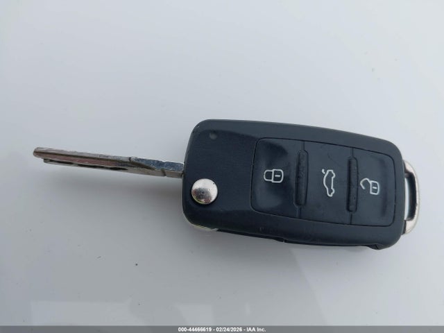 WVWHD7AJ7EW010276 Volkswagen Gti Wolfsburg Edition