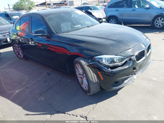 2018 BMW 320I WBA8A9C55JAH13435 Photo 0