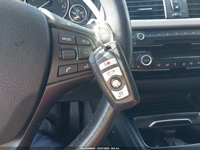 2018 BMW 320I WBA8A9C55JAH13435 Photo 10