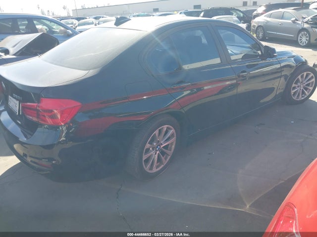 2018 BMW 320I WBA8A9C55JAH13435 Photo 3