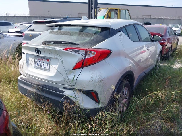 JTNKHMBX6M1110372 Toyota C-HR LE