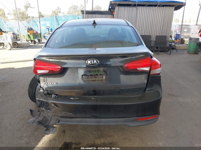 KIA FORTE LX 2018 3KPFK4A76JE282340 Image 16