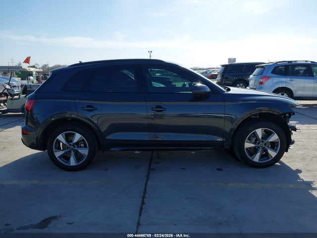 Продаж на аукціоні авто 2024 Audi Q5 Premium Plus 40 Tfsi Quattro S Tronic, vin: WA1BBAFY1R2127390, номер лоту: 44466769