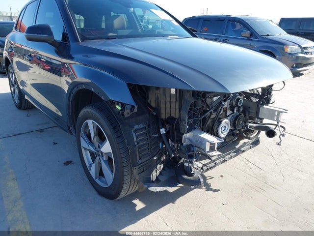 Продаж на аукціоні авто 2024 Audi Q5 Premium Plus 40 Tfsi Quattro S Tronic, vin: WA1BBAFY1R2127390, номер лоту: 44466769