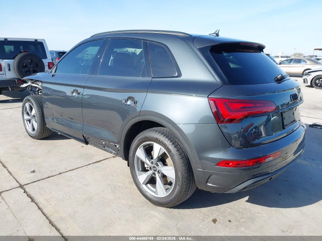 2024 AUDI Q5 WA1BBAFY1R2127390 Photo 2