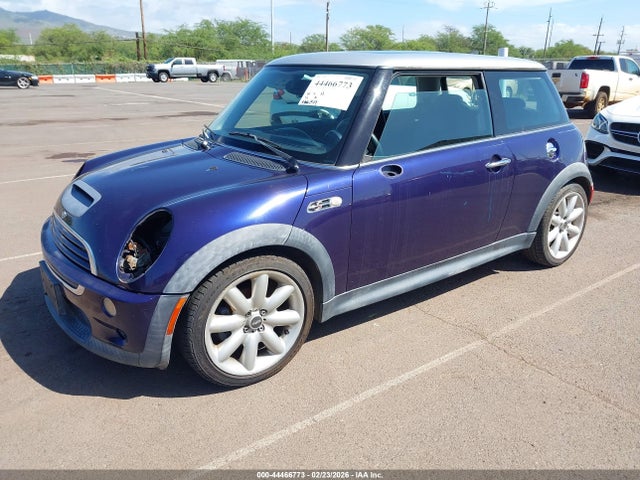 2006 MINI COOPER S WMWRE33556TJ35013 Photo 1