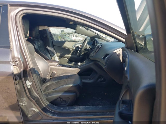Продажа на аукционе авто 2015 Chrysler 200 S, vin: 1C3CCCBB4FN720731, номер лота: 44466777