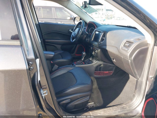 Jeep Compass Trailhawk 4x4 2019 3C4NJDDB1KT670930 Image 5