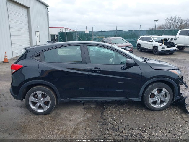 3CZRU6H31MM732132 Honda Hr-v Awd Lx