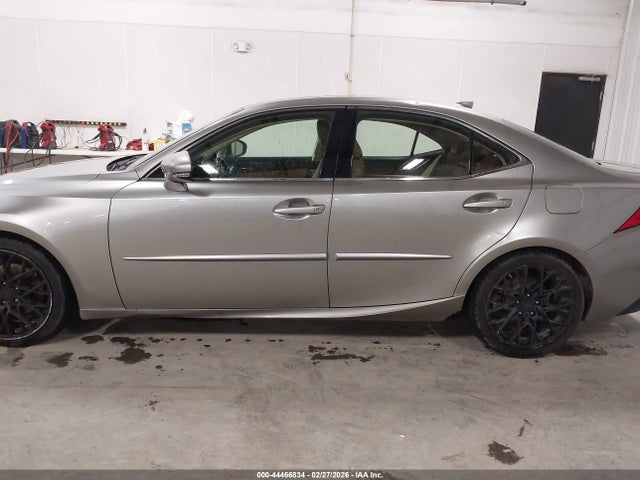 Продажа на аукционе авто 2015 Lexus Is 250, vin: JTHCF1D28F5022626, номер лота: 44466834