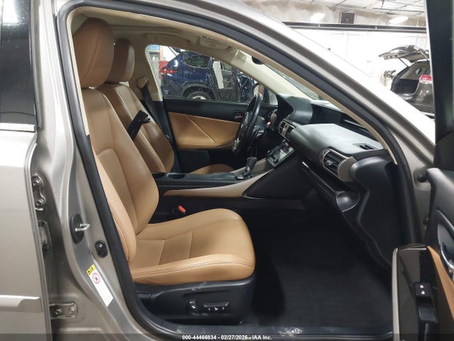 Продажа на аукционе авто 2015 Lexus Is 250, vin: JTHCF1D28F5022626, номер лота: 44466834