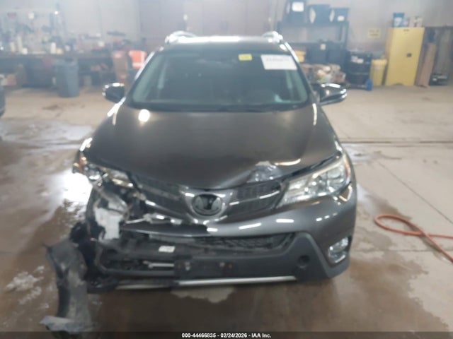 2T3WFREV5FW185216 Toyota Rav4 Xle