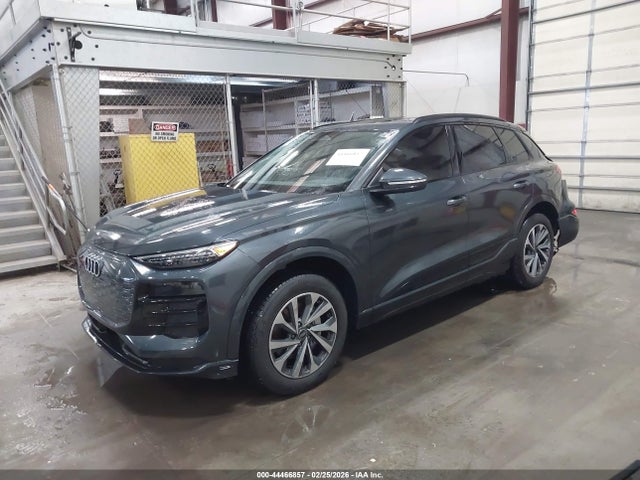 2025 Audi Q6 E-tron Premium Plus Quattro მანქანა იყიდება აუქციონზე, vin: WA124BGF3SA044312, აუქციონის ნომერი: 44466857