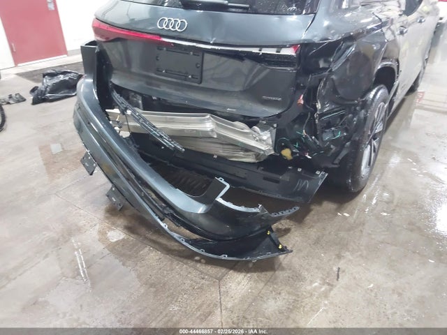 2025 Audi Q6 E-tron Premium Plus Quattro მანქანა იყიდება აუქციონზე, vin: WA124BGF3SA044312, აუქციონის ნომერი: 44466857