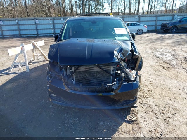 2019 Dodge Grand Caravan Sxt მანქანა იყიდება აუქციონზე, vin: 2C4RDGCGXKR758062, აუქციონის ნომერი: 44466879