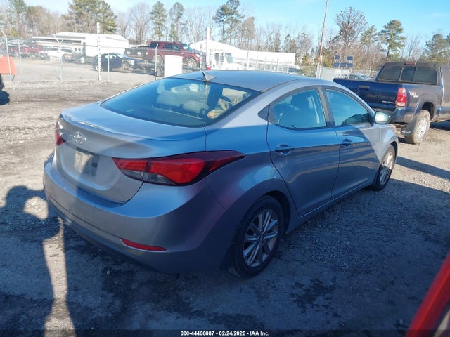 Hyundai ELANTRA SE 2015 5NPDH4AE5FH558403 Image 4