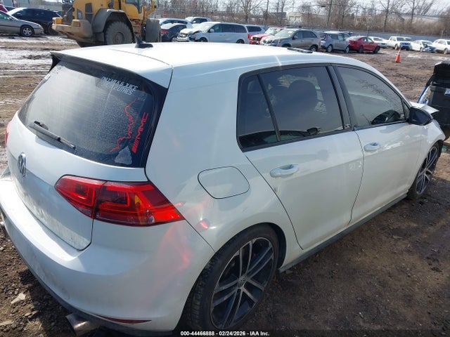 2017 VOLKSWAGEN GOLF GTI 3VW547AU9HM019074 Photo 3