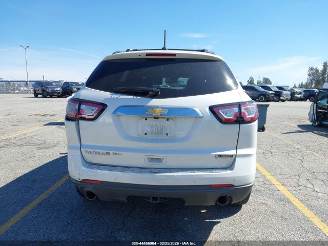 1GNKVJKDXHJ327681 Chevrolet Traverse Premier