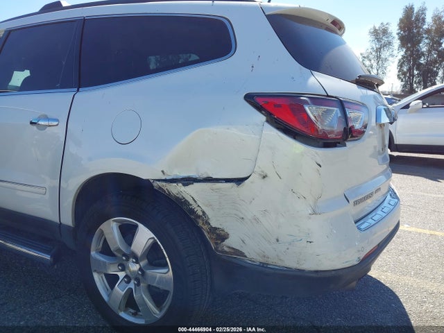 1GNKVJKDXHJ327681 Chevrolet Traverse Premier