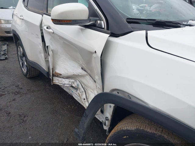 44466972 :رقم المزاد ، 3C4NJDCB4MT556716 vin ، 2021 Jeep Compass Limited 4x4 مزاد بيع