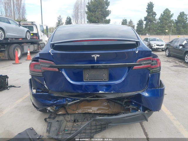 44466987 :رقم المزاد ، 7SAXCAE5XPF377952 vin ، 2023 Tesla Model X Dual Motor All-wheel Drive/standard Range مزاد بيع