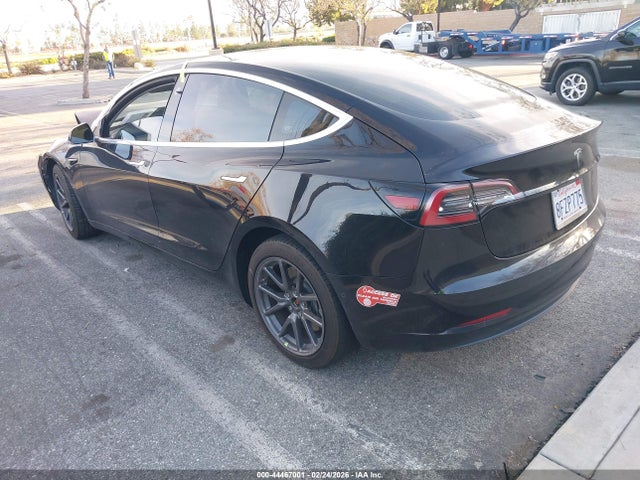 Aukcja sprzedaży 2018 Tesla Model 3 Long Range/mid Range, vin: 5YJ3E1EA4JF070111, numer aukcji: 44467001