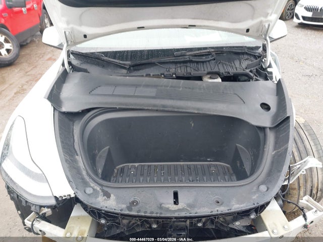Продажа на аукционе авто 2021 Tesla Model Y Performance Dual Motor All-wheel Drive, vin: 5YJYGDEF0MF209832, номер лота: 44467029