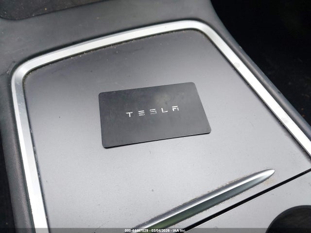Продажа на аукционе авто 2021 Tesla Model Y Performance Dual Motor All-wheel Drive, vin: 5YJYGDEF0MF209832, номер лота: 44467029