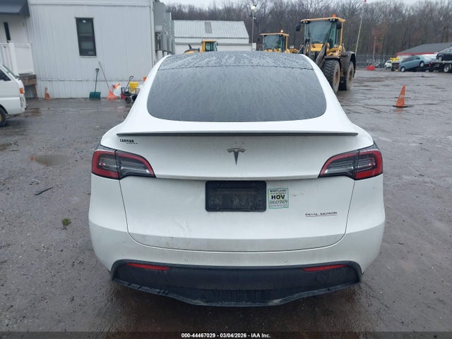 Продажа на аукционе авто 2021 Tesla Model Y Performance Dual Motor All-wheel Drive, vin: 5YJYGDEF0MF209832, номер лота: 44467029