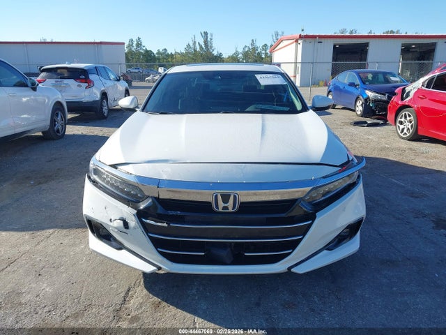 44467069 :رقم المزاد ، 1HGCV3F57NA017481 vin ، 2022 Honda Accord Hybrid Ex-l مزاد بيع