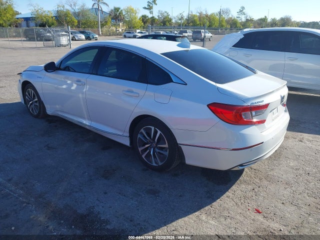 44467069 :رقم المزاد ، 1HGCV3F57NA017481 vin ، 2022 Honda Accord Hybrid Ex-l مزاد بيع