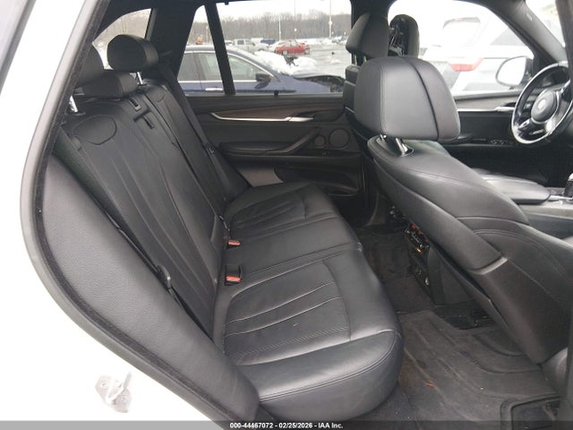 44467072 :رقم المزاد ، 5UXKR6C52G0J79966 vin ، 2016 Bmw X5 Xdrive50i مزاد بيع