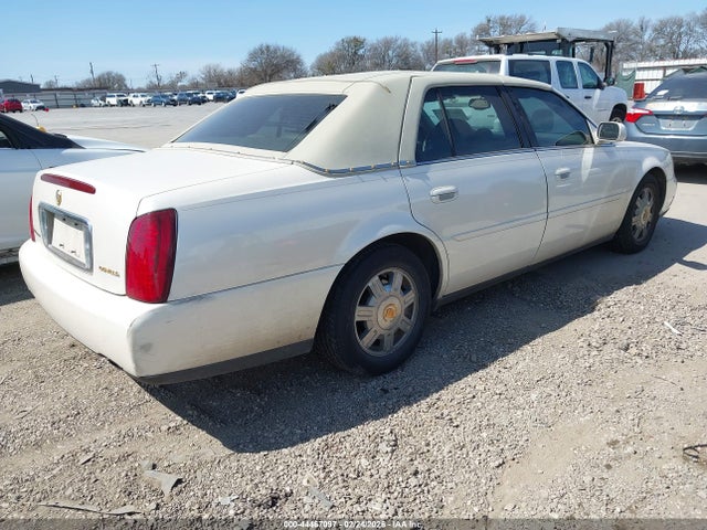 2003 Cadillac Deville Standard მანქანა იყიდება აუქციონზე, vin: 1G6KD54Y93U221560, აუქციონის ნომერი: 44467097