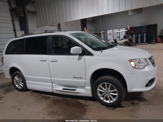 2020 Dodge Grand Caravan Sxt მანქანა იყიდება აუქციონზე, vin: 2C4RDGCGXLR184113, აუქციონის ნომერი: 44467103