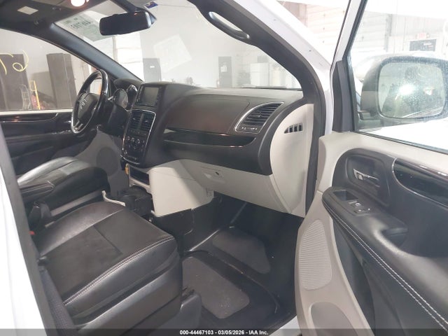 2020 Dodge Grand Caravan Sxt მანქანა იყიდება აუქციონზე, vin: 2C4RDGCGXLR184113, აუქციონის ნომერი: 44467103