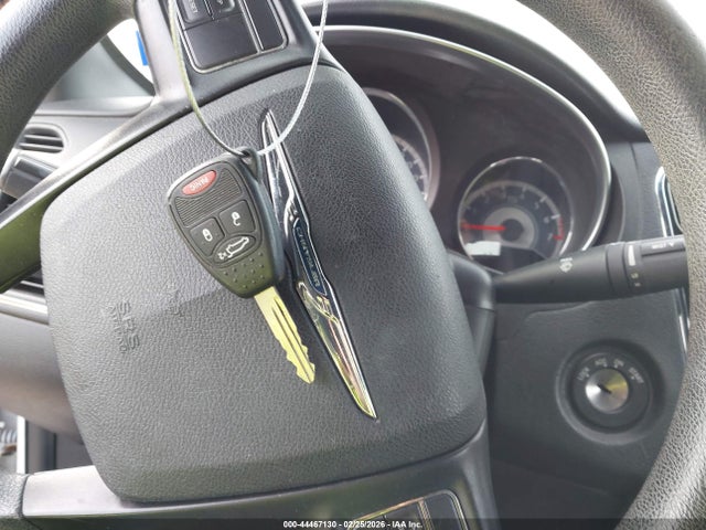 Aukcja sprzedaży 2014 Chrysler 200 Lx, vin: 1C3CCBAB0EN205638, numer aukcji: 44467130